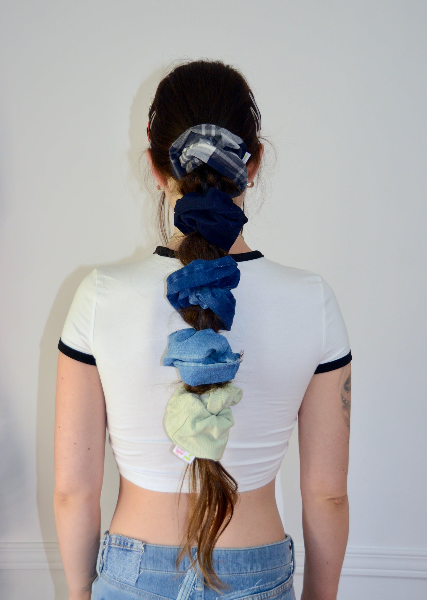 Large scrunchie