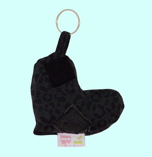 black leopard heart key ring ♡
