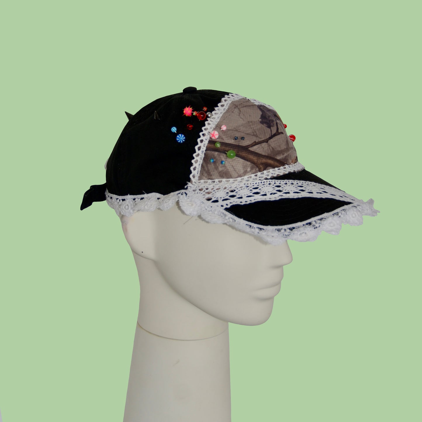 Upcycled cap 01