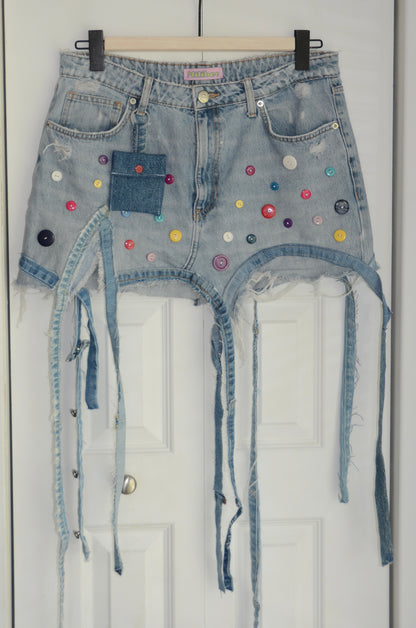 Jeans skirt with colorful buttons 