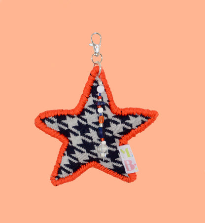 Blue and orange keyring ★