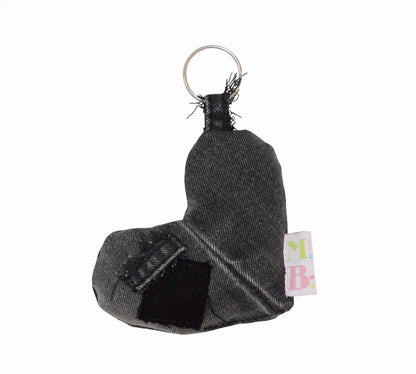 Porte-clés en coeur rembourrée Noir ♡