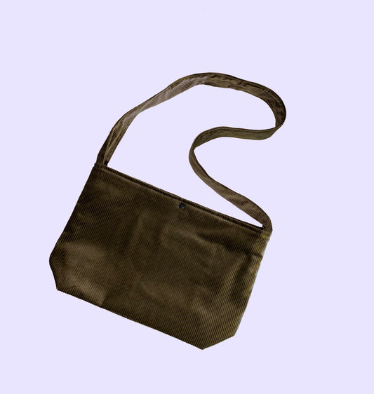 Khaki shoulder bag